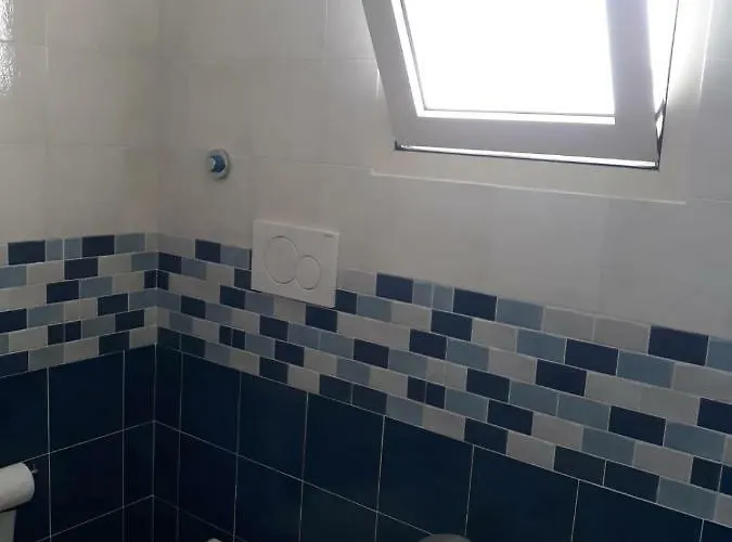 Via Xxv Aprile, 8 Hotel *